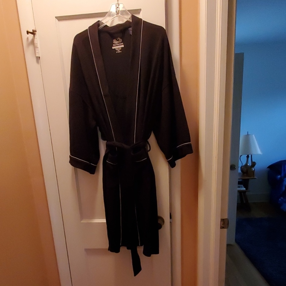 Women's Robe - Picture 3 of 7